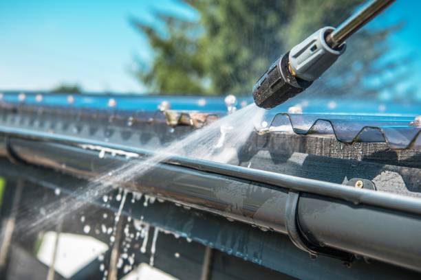 Best Deck Cleaning Services  in Shively, KY